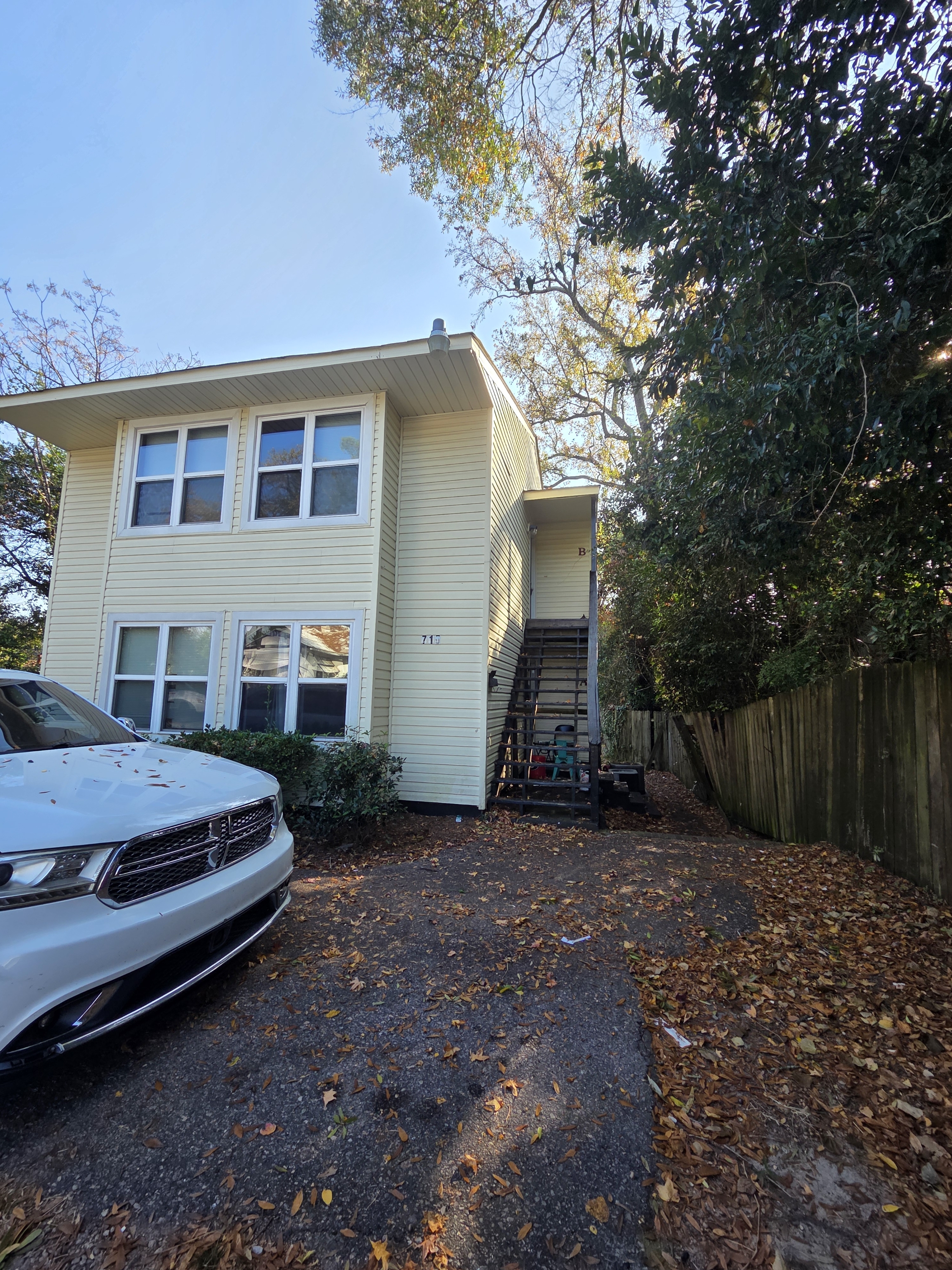 710 Metcalf Street - B