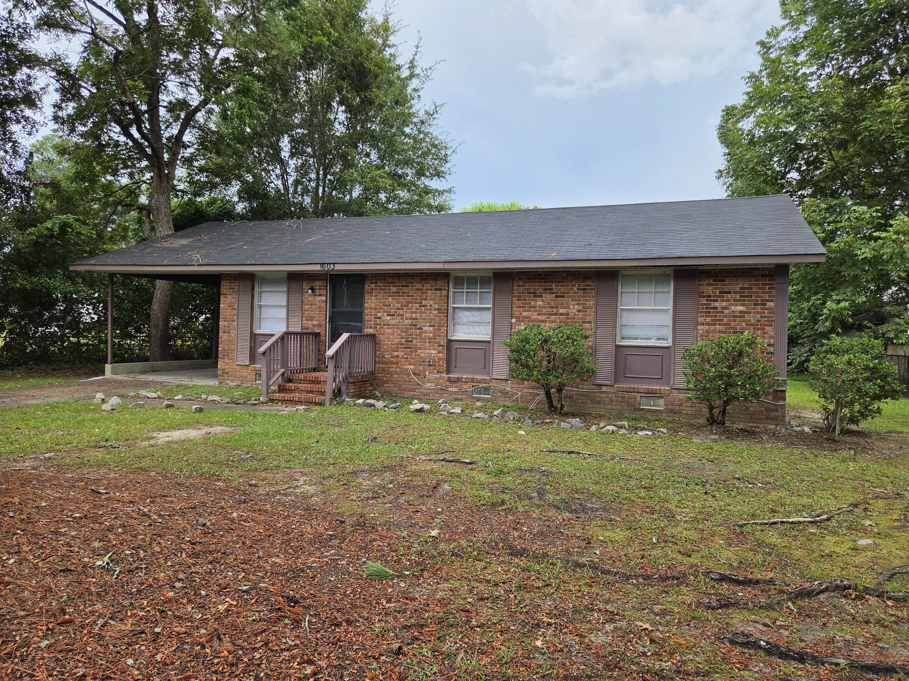 1603 Apple Valley Drive